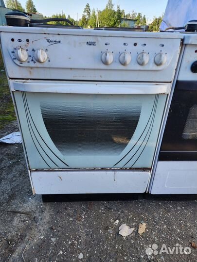 Электрическая кухонная плита