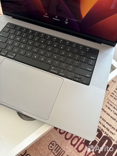 Apple macbook pro 16 m2 max 32gb 1tb 2023