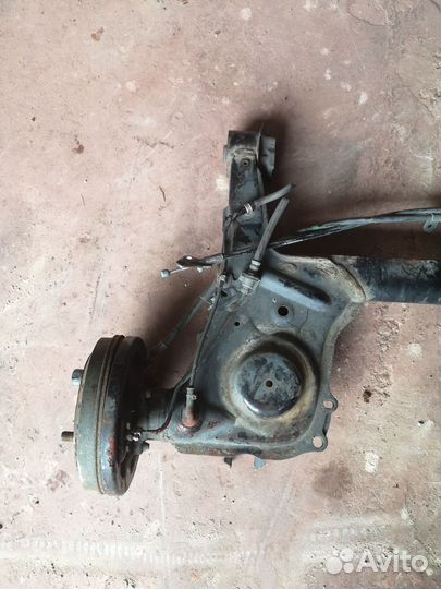 Балка подвески toyota passo kgc30 1kr-fe