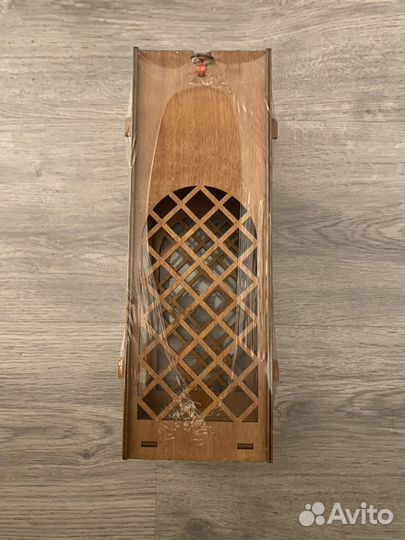 Подарочная коробка для бутылки