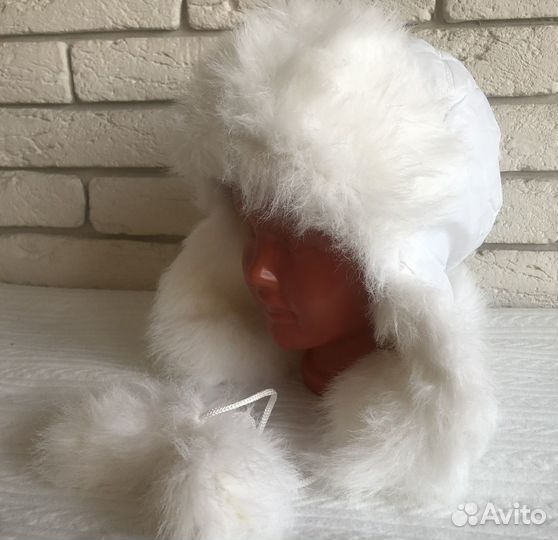 Шапка Bergamo новая, р. 56-58