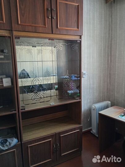 Шкаф сервант