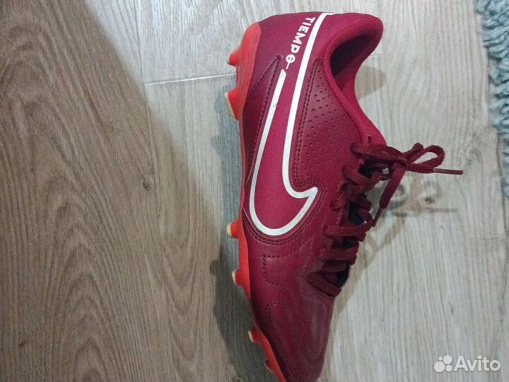 Футбольные бутсы nike tiempo