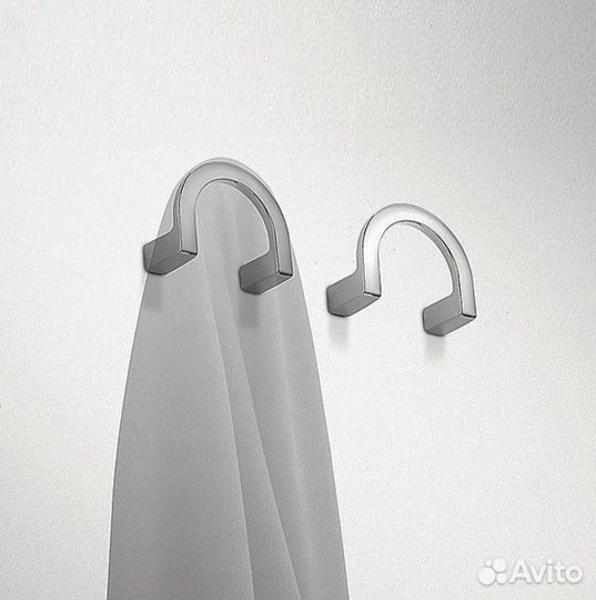 Крючки для ванной