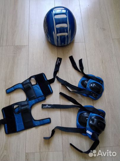 Защита для роликов детская синего цвета