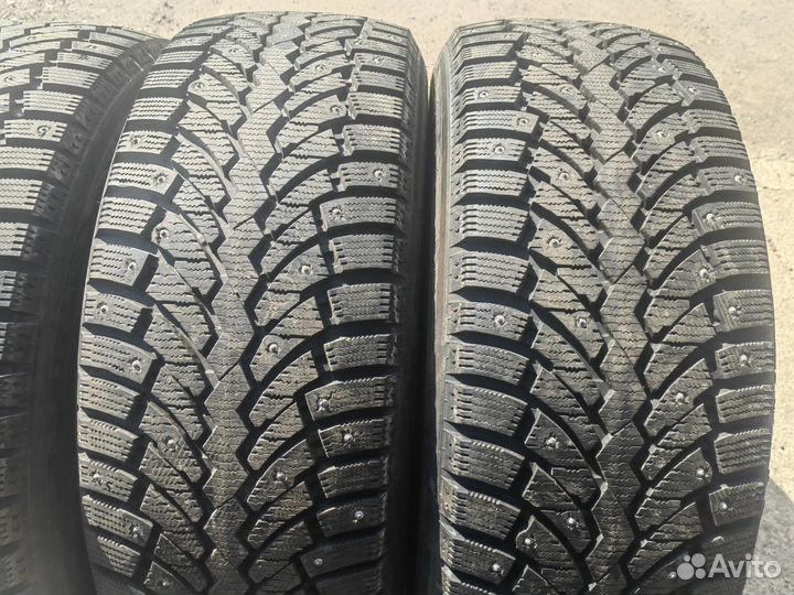 Pirelli Formula Ice 235/65 R17 108T