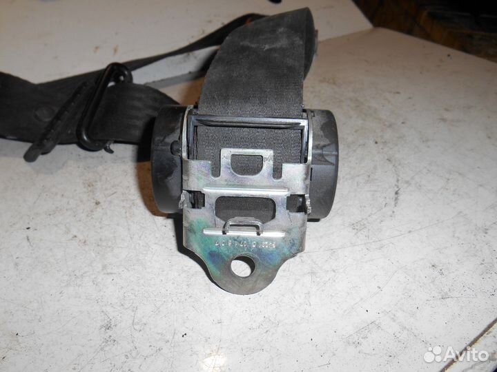 Ремень безопасности 3M51R611B68AH Ford Focus 2