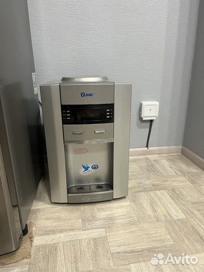 Кулер для воды