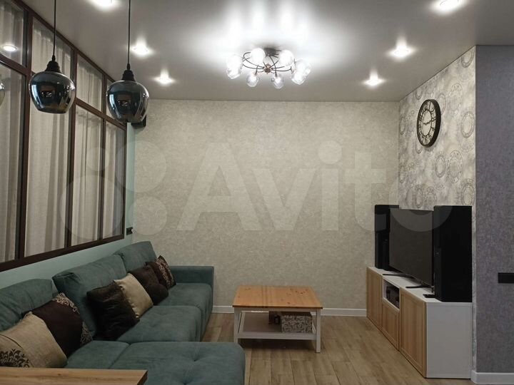 3-к. квартира, 80 м², 1/8 эт.