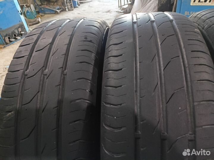 Continental ContiPremiumContact 2 205/60 R16 92H