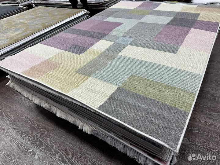 Ковер 1.60*2.30 новый