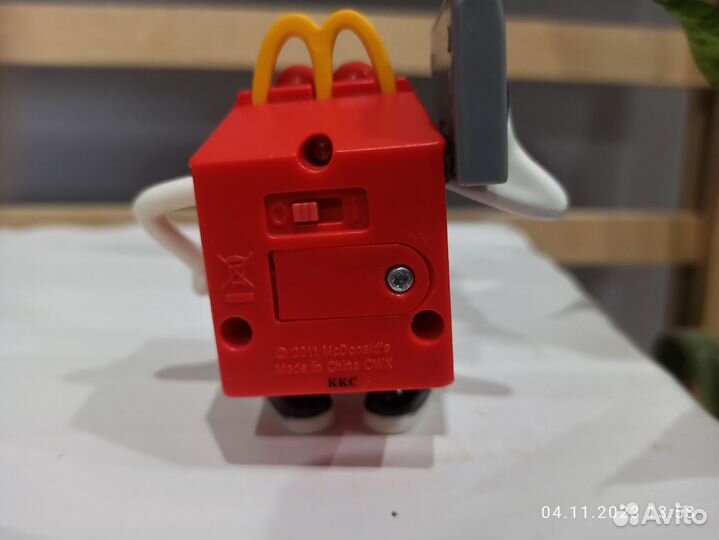 Игрушка макдональдс Хэппи Мил McDonald'sМаки Happy
