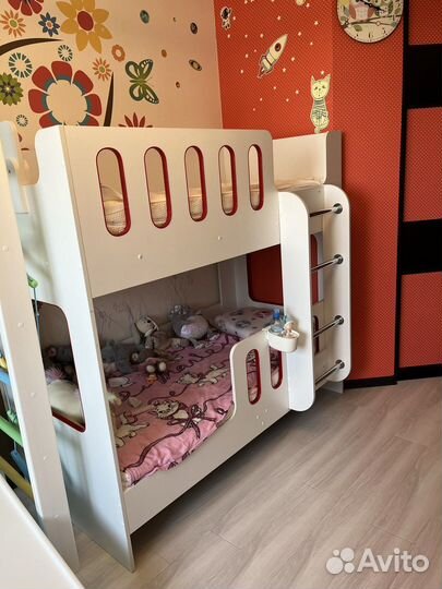 Кровать двухьярусная 160х80