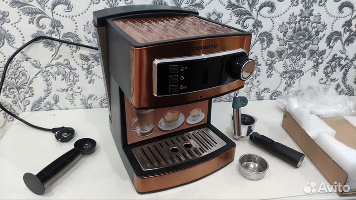 Кофеварка рожковая polaris