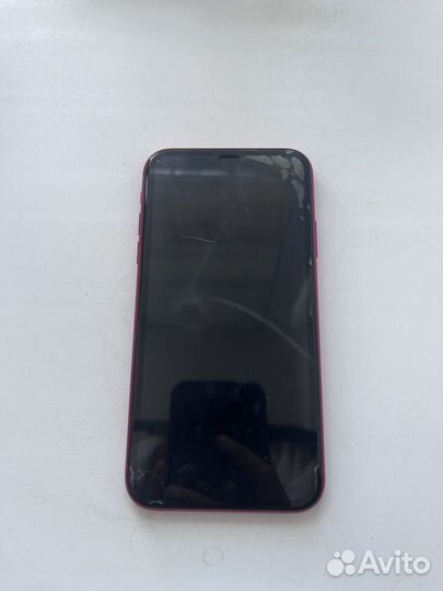 Телефон iPhone 11 64GB