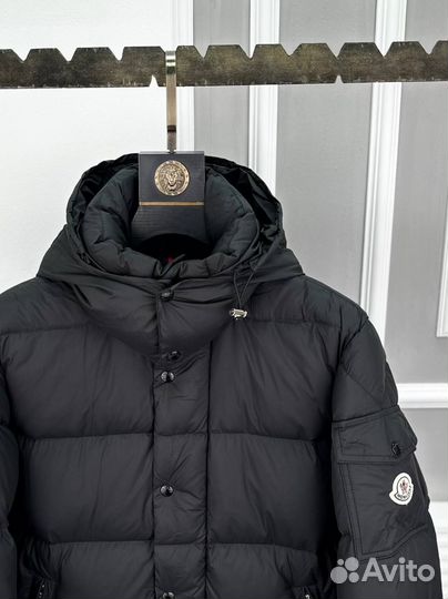 Пуховик Moncler