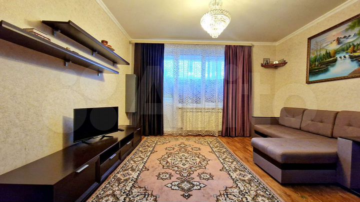 2-к. квартира, 65 м², 1/2 эт.