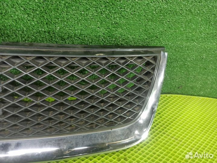 Решетка радиатора Suzuki Escudo