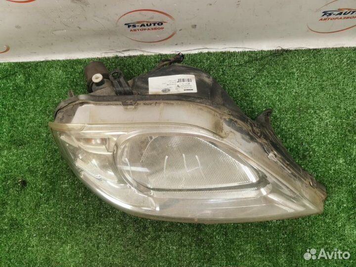 Фара галогеновая передняя правая LADA Largus