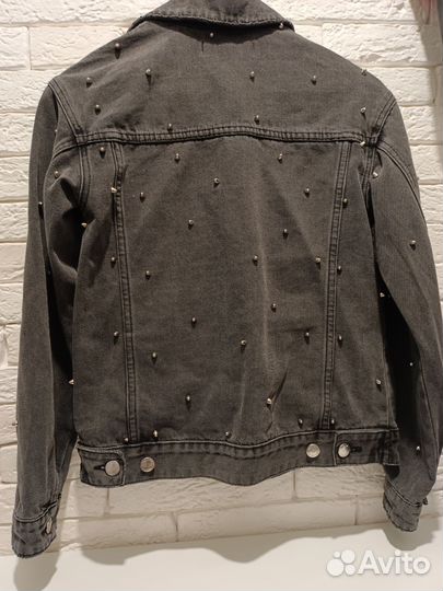Куртка джинсовая 42