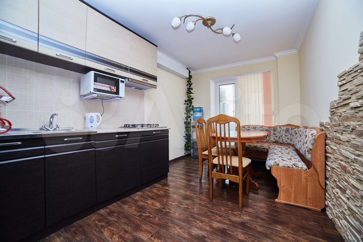 3-к. квартира, 101 м², 1/5 эт.