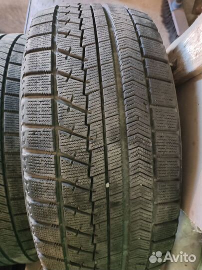 Bridgestone Blizzak VRX 235/55 R17