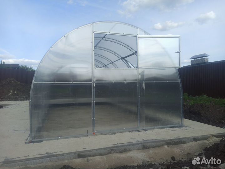 Теплица арочная