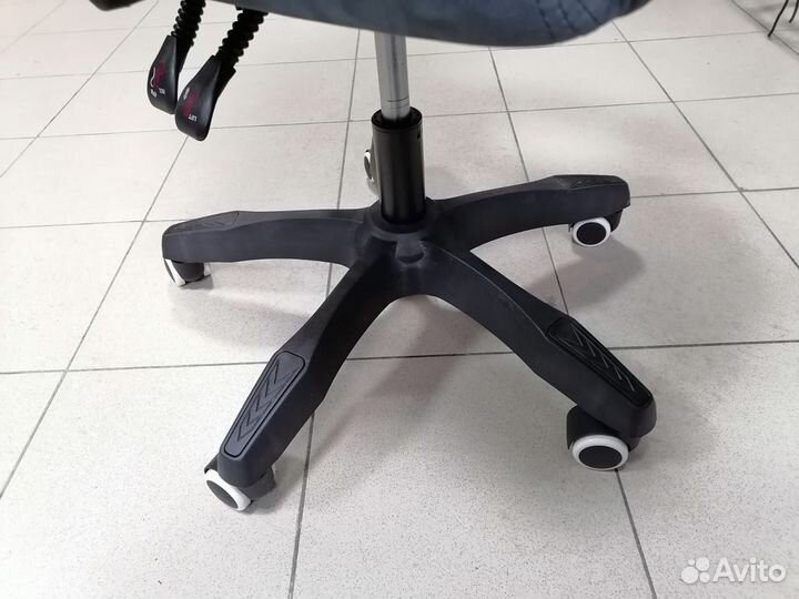 Геймерское кресло 777 в наличии с доставкой