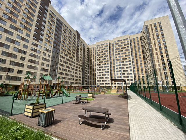 2-к. квартира, 57,2 м², 5/17 эт.