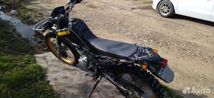 Yamaha XT250 Serow