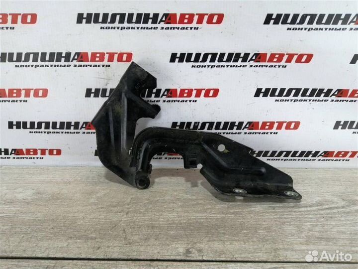 Петля капота правая Mitsubishi Lancer 10 седан 1.5