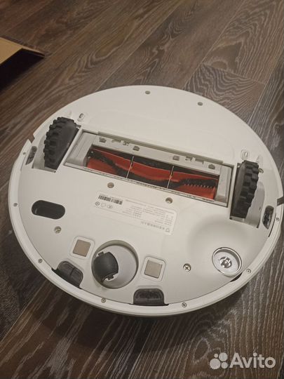 Робот пылесос