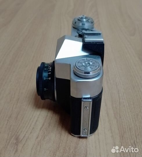 Фотоаппарат плёночный «Zenit–B» («Зенит В»)