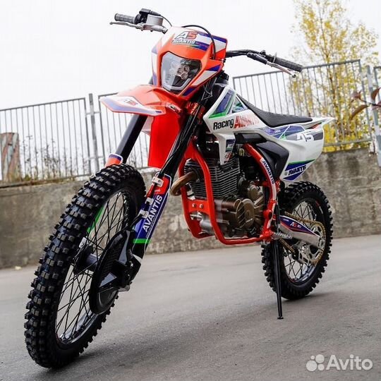 Мотоцикл Avantis A5 (PR250) витринный