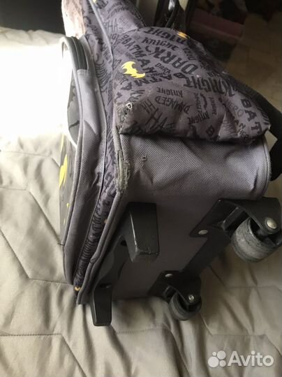 Школьный детский рюкзак на колесиках
