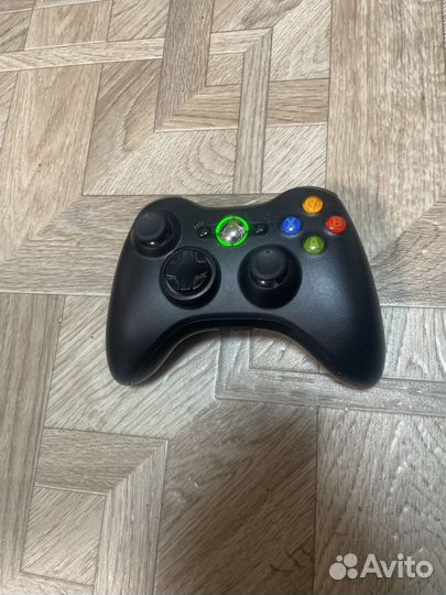 Xbox 360 e с играми