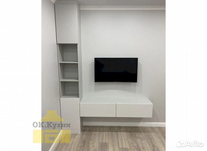 Черный шкаф