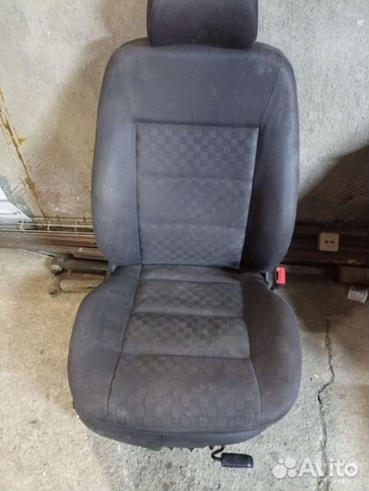 Сиденья передние ауди А6 С5