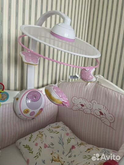 Мобиль на кроватку chicco