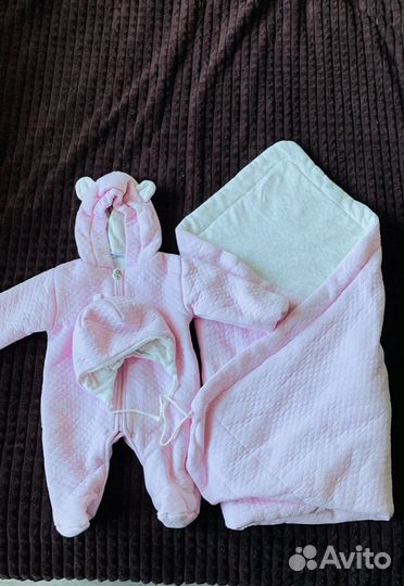 Комплект на выписку для девочки