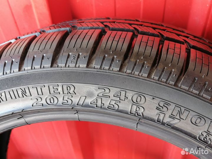 Pirelli Winter 240 Snowsport 205/45 R17