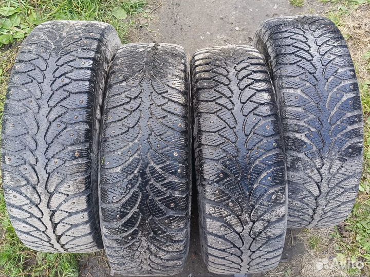 Комплект колес r15 с зимней резиной