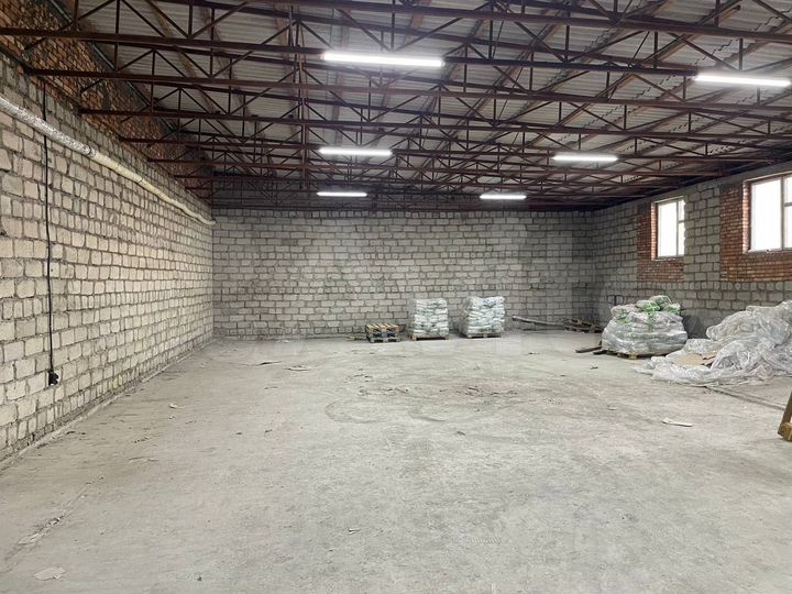 Склад, 300 м²