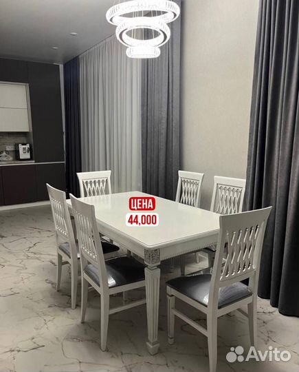 Столы и стулья новые