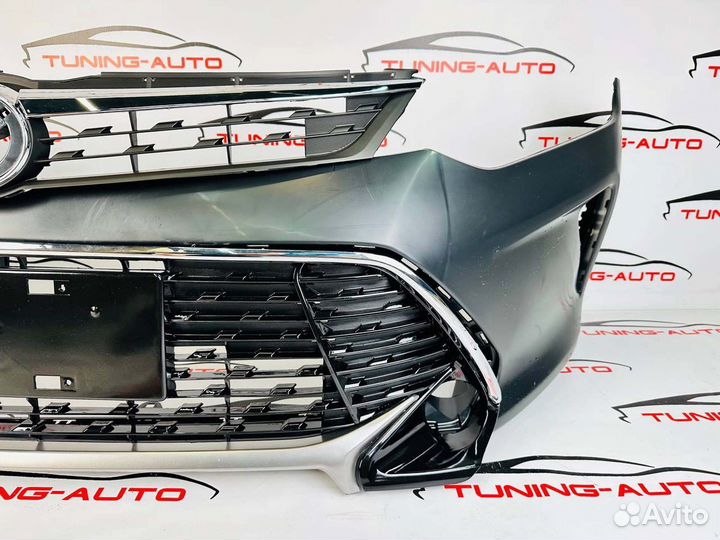 Бампер передний Toyota Camry 55 Exclusive L5947