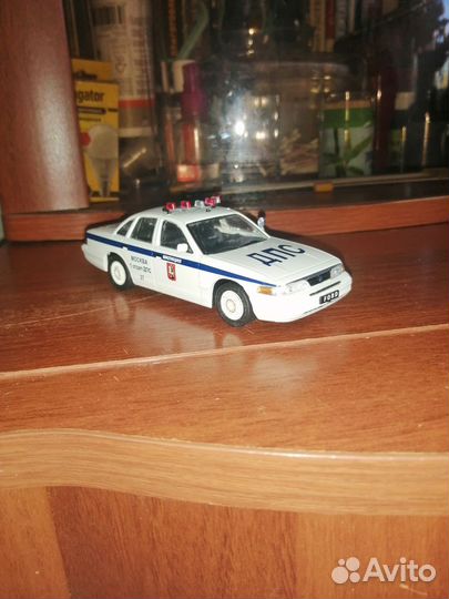 Модель Ford Crown 
