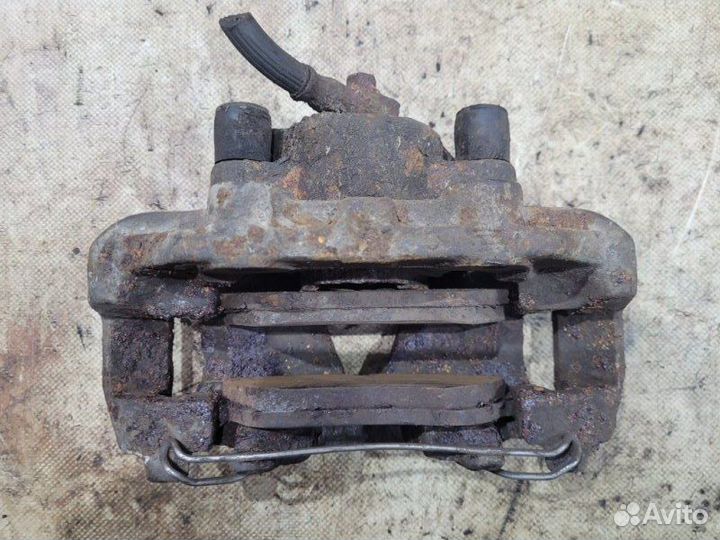 Суппорт передний левый Opel Vectra 86 C18NZ 1991