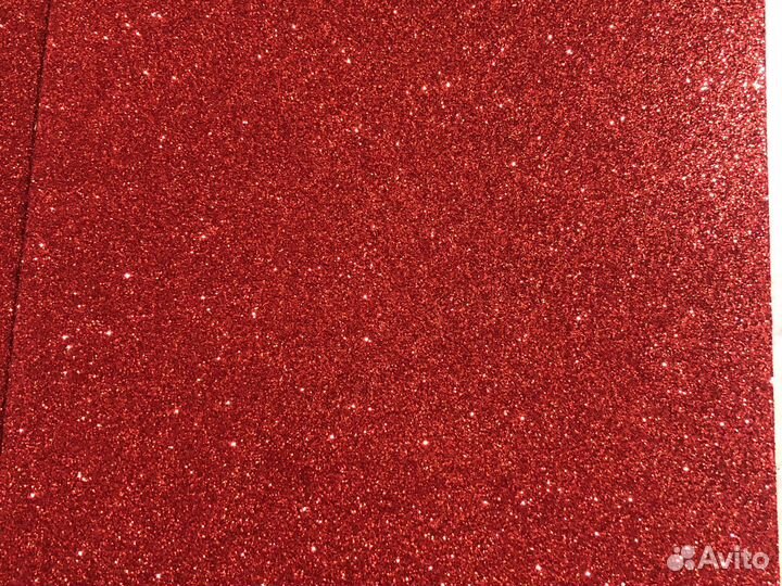 Фомаран с блестками на клейкой основе