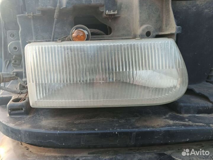 Фары для Ford Explorer 2