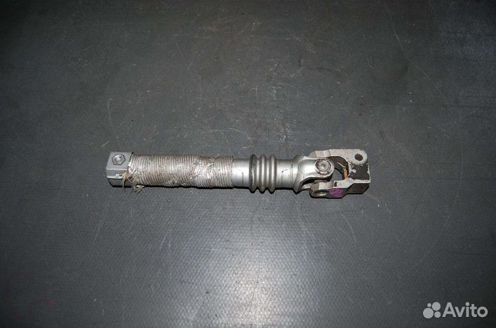 Вал карданный рулевой